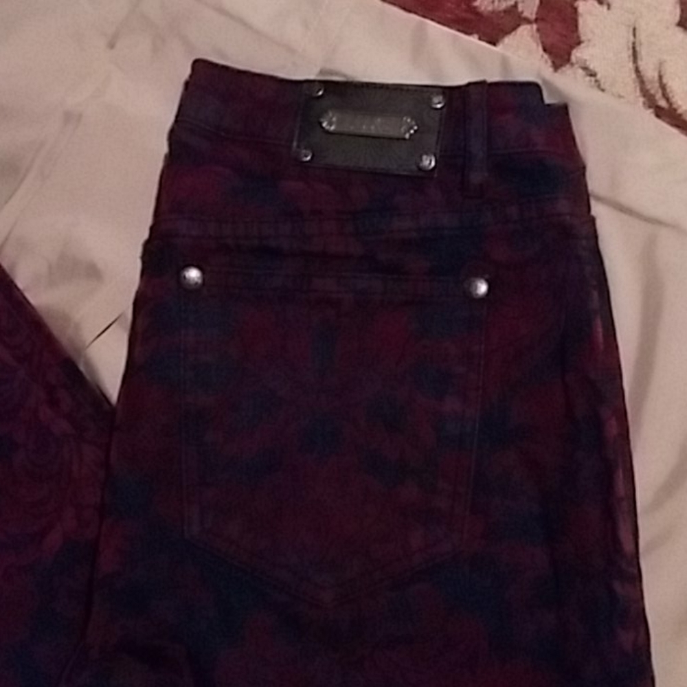 NWoT☆ Tru LUXE Skinny Jean's
